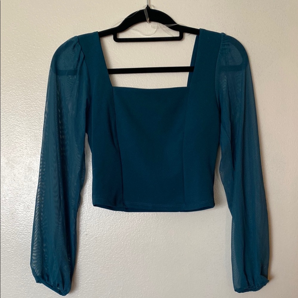 Moa Moa Hunter Green Fitted Crop Blouse with Long Sleeves